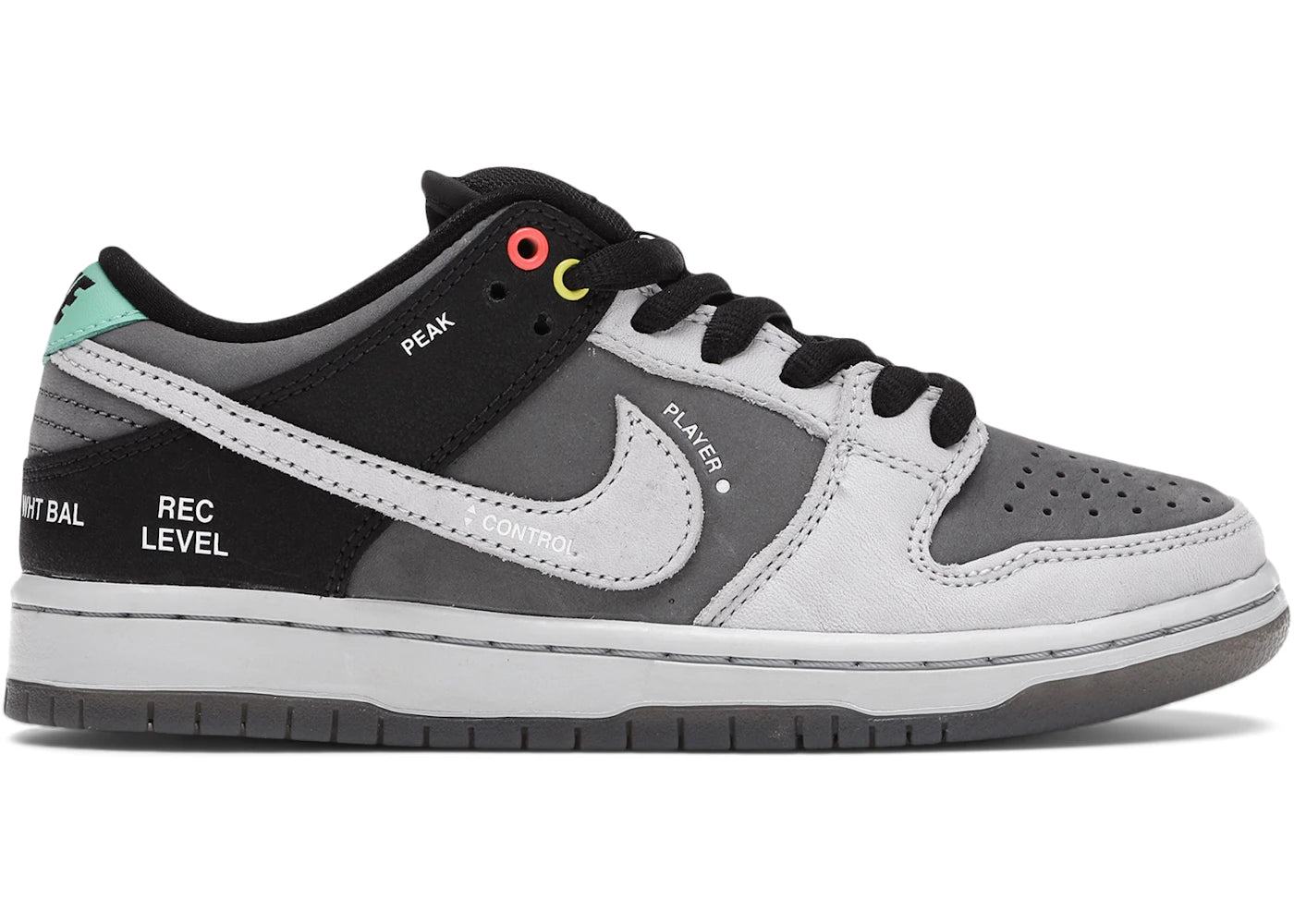 Nike SB Dunk Low-VX1000