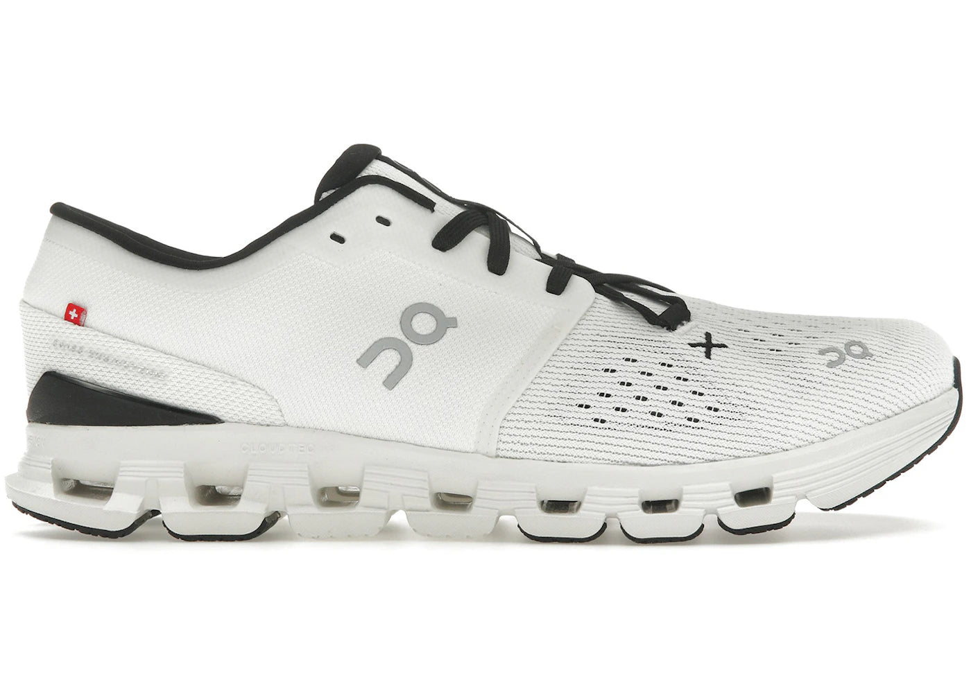 On Running Cloud X 4-Ivoire Noir (Femme)