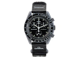 Swatch x Omega Bioceramic Moonswatch Mission to the Moon SO33M100 - main view
