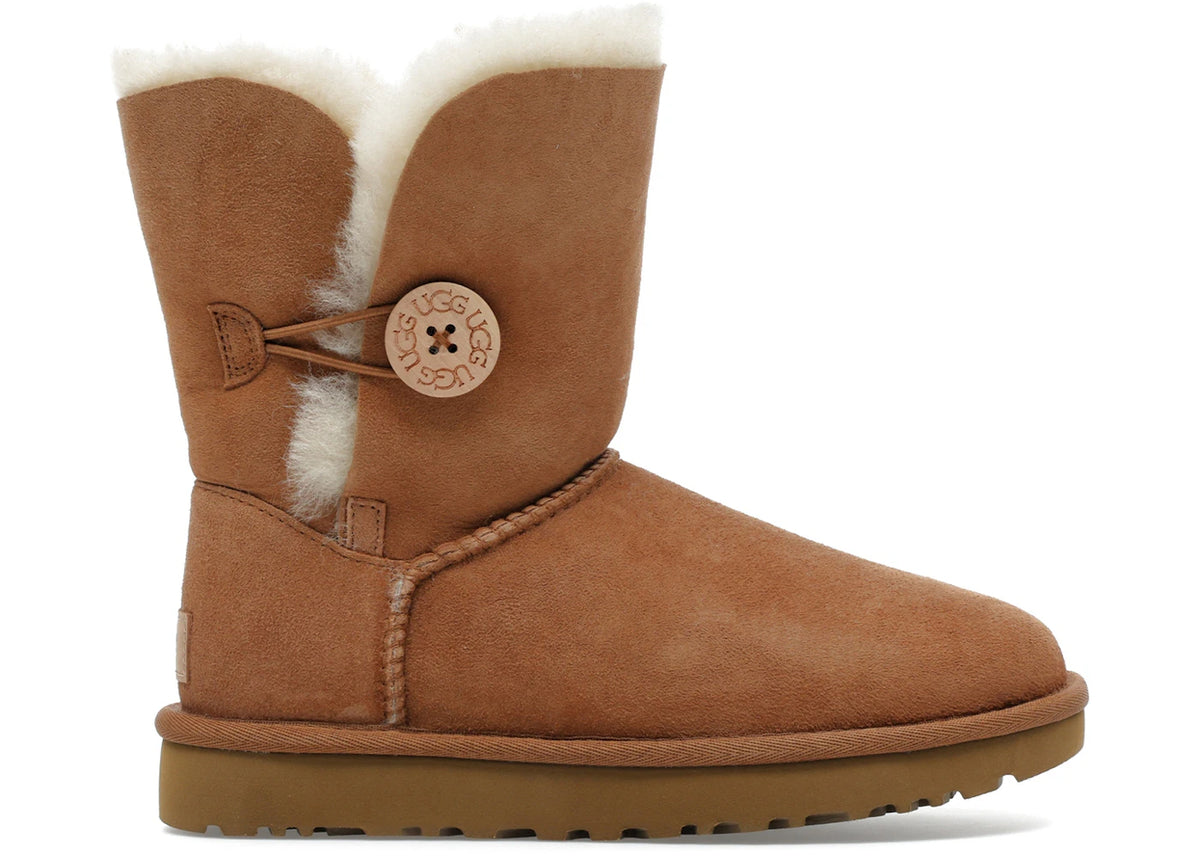 UGG Bailey Button II Chestnut - main view