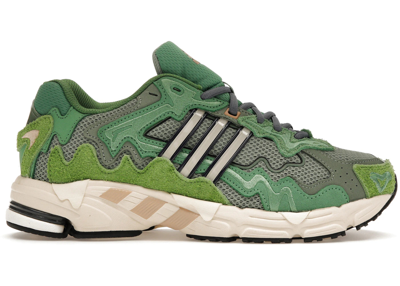 adidas Response CL-Bad Bunny Boston Day