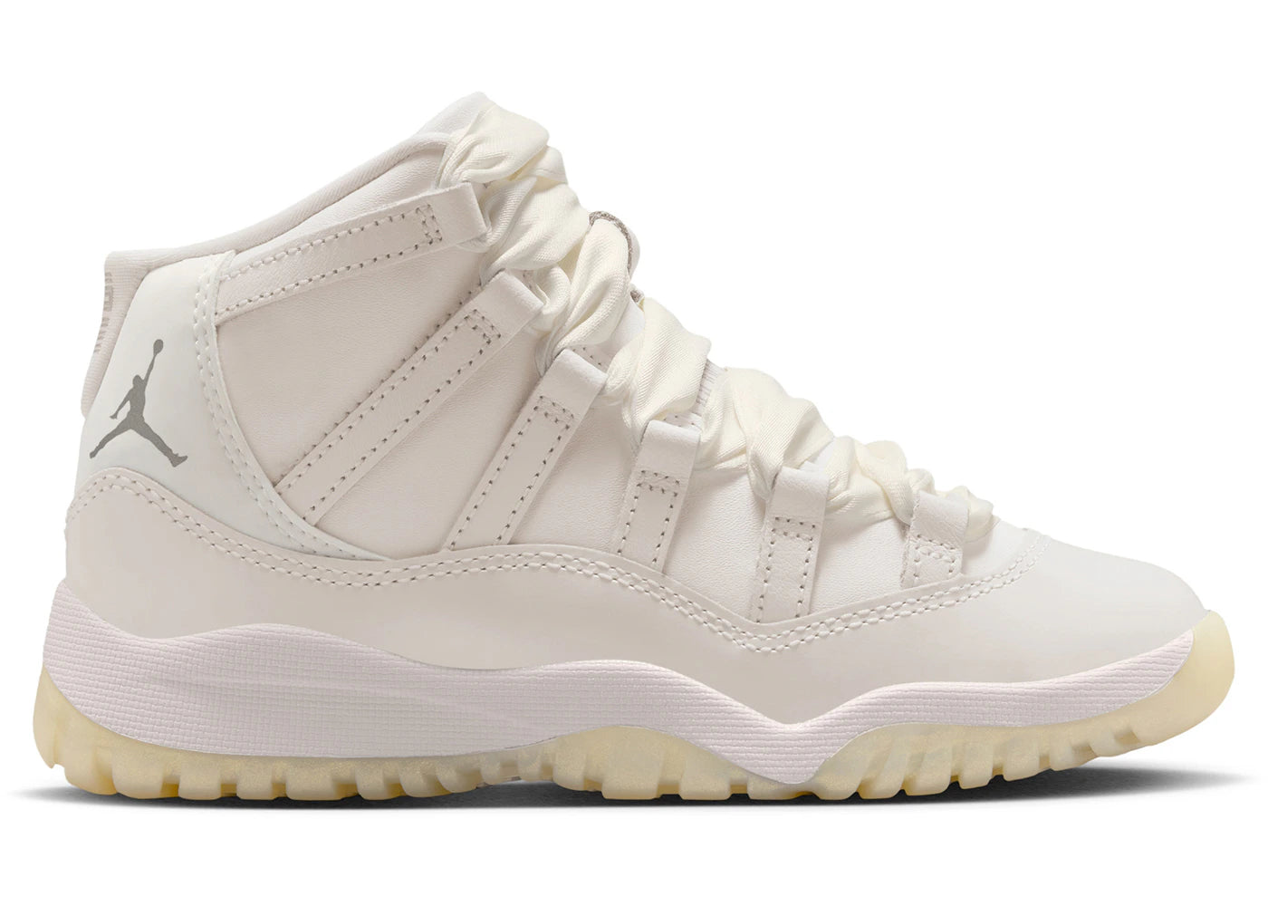 Jordan 11 Retro Pearl