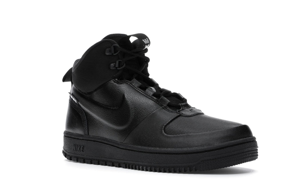 Nike Path WNTR Black - alternate angle 2