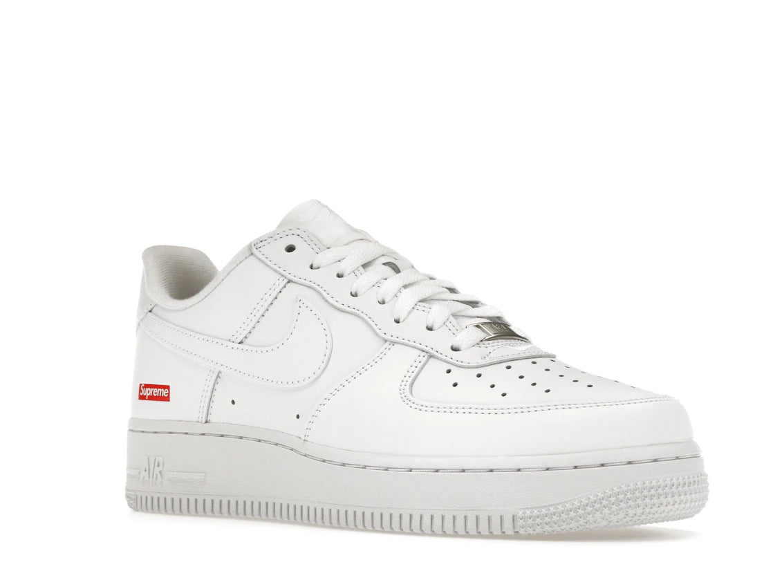 Nike Air Force 1 Low Supreme White