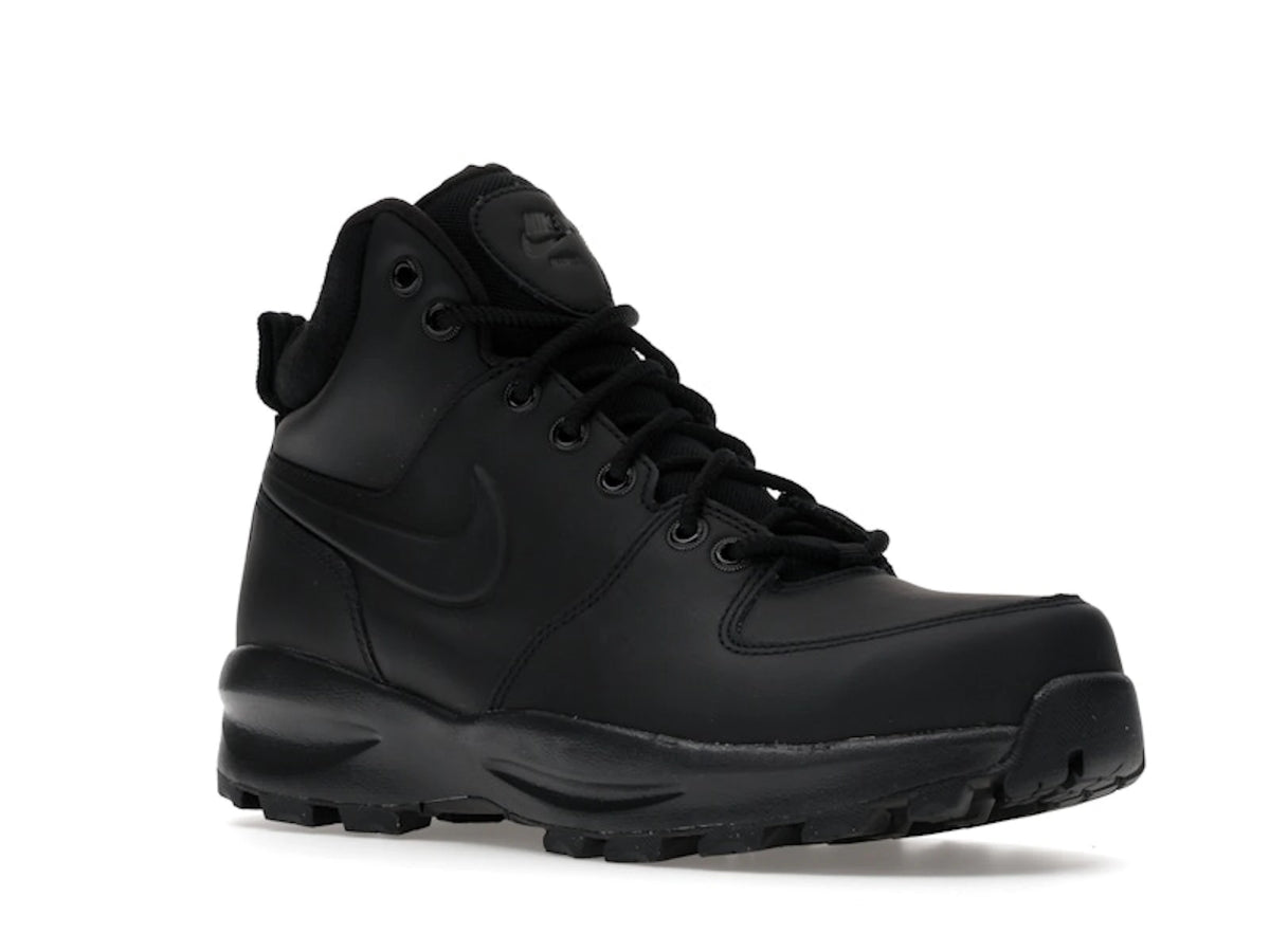 Nike Manoa Leather Triple Black - alternate angle 2