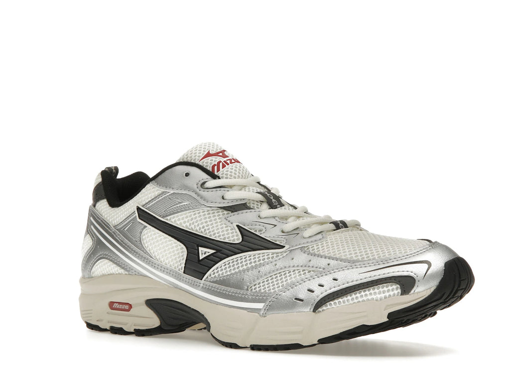 Mizuno MXR OG Snow White Magnet Silver - alternate angle 2