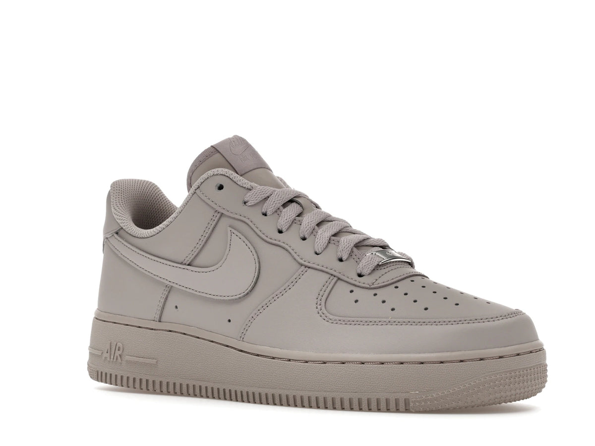 Nike Air Force 1 Low '07 College Grey - alternate angle 2