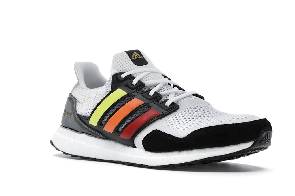 adidas Ultra Boost S&L Pride