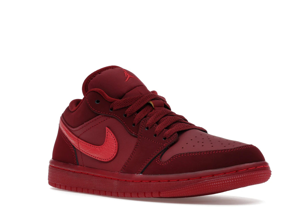 Jordan 1 Low SE Saint-Valentin