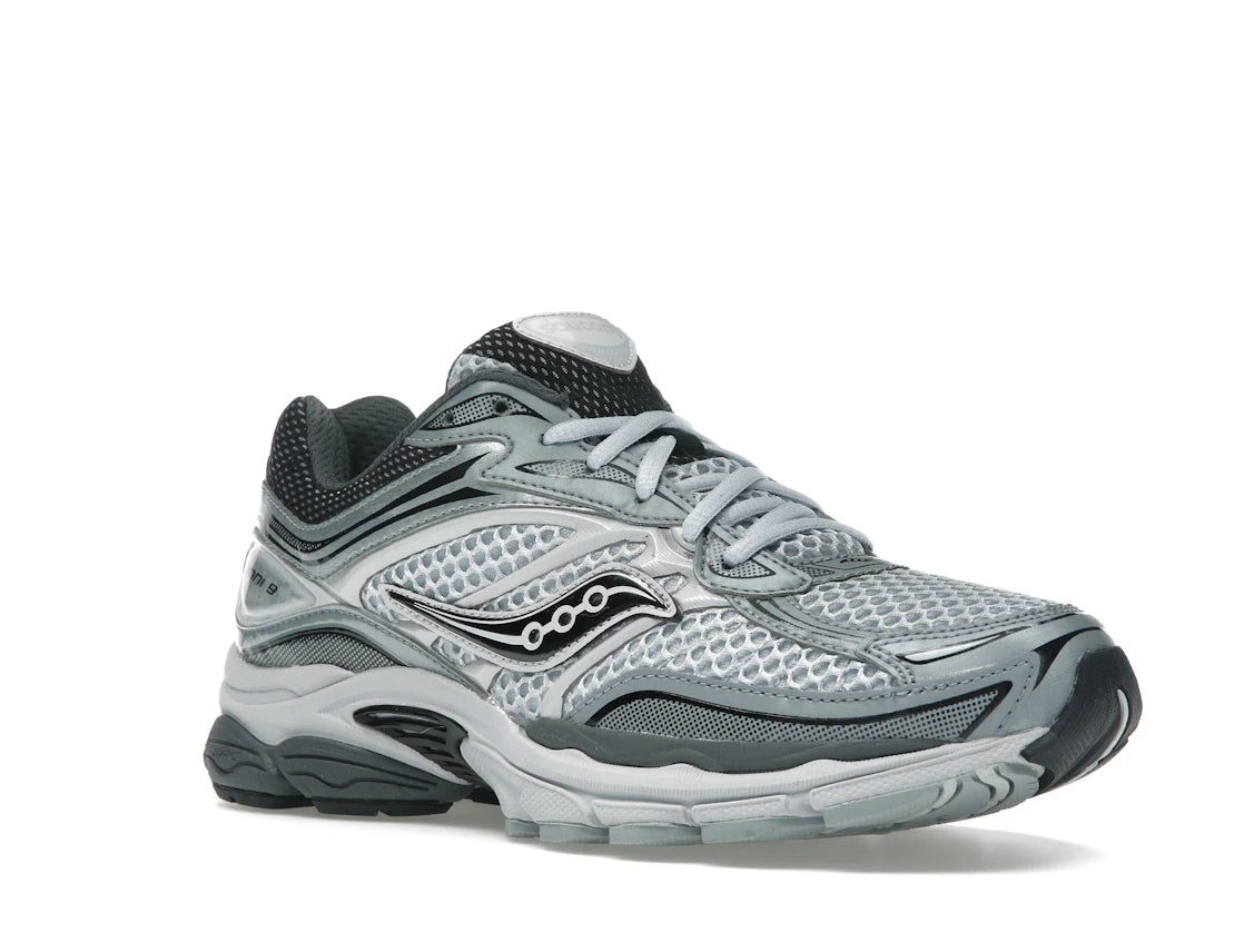 Saucony ProGrid Omni 9 Microchip