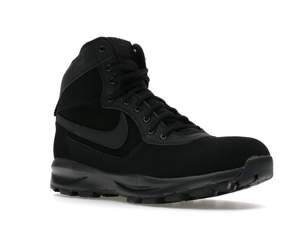 Nike Manoadome Triple Black - alternate angle 2