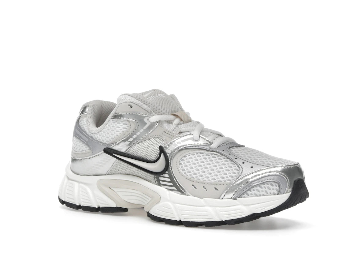 Nike V5 RNR Sail Light Orewood Brown