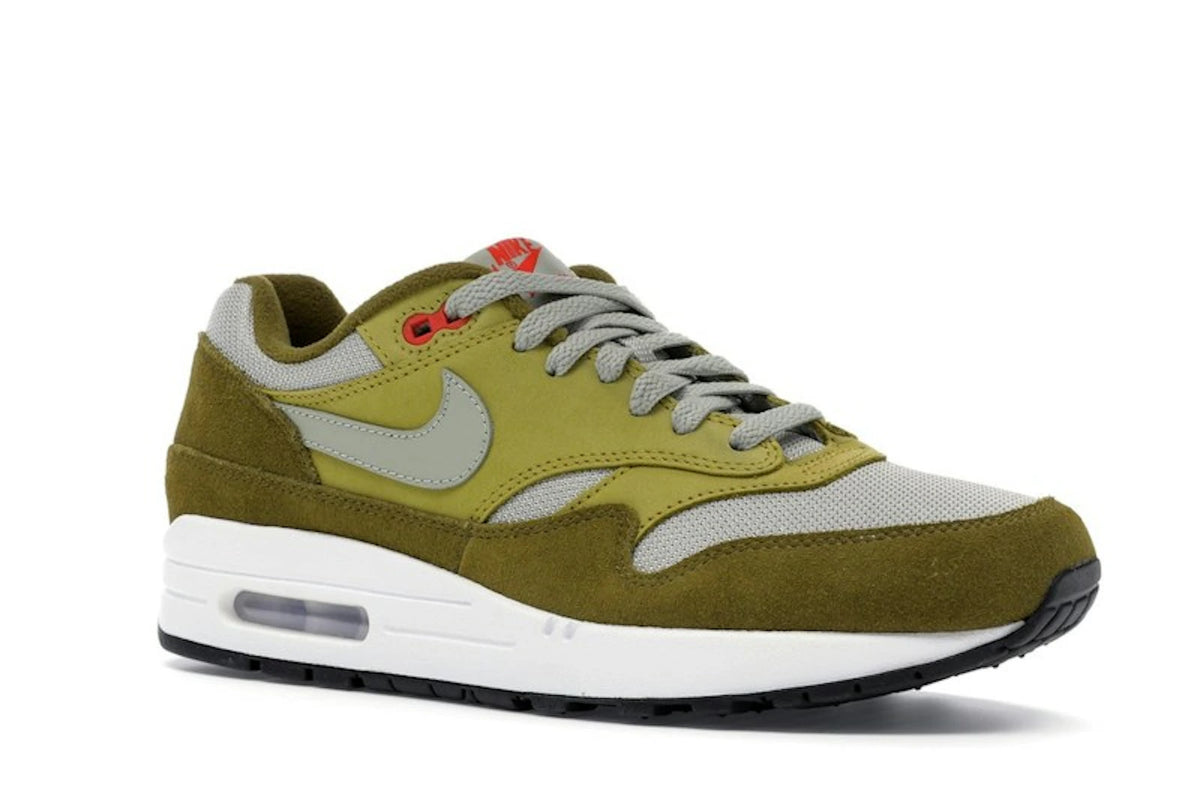 Nike Air Max 1 Curry Pack - alternate angle 2