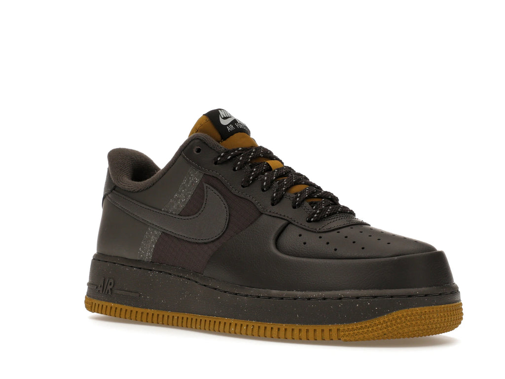 Nike Air Force 1 Low '07 LV8 Winterized Medium Ash - alternate angle 2
