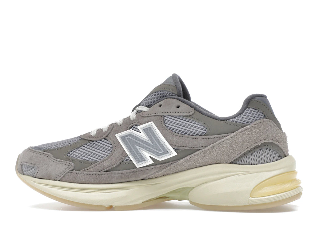 New Balance 2010 Grey Day