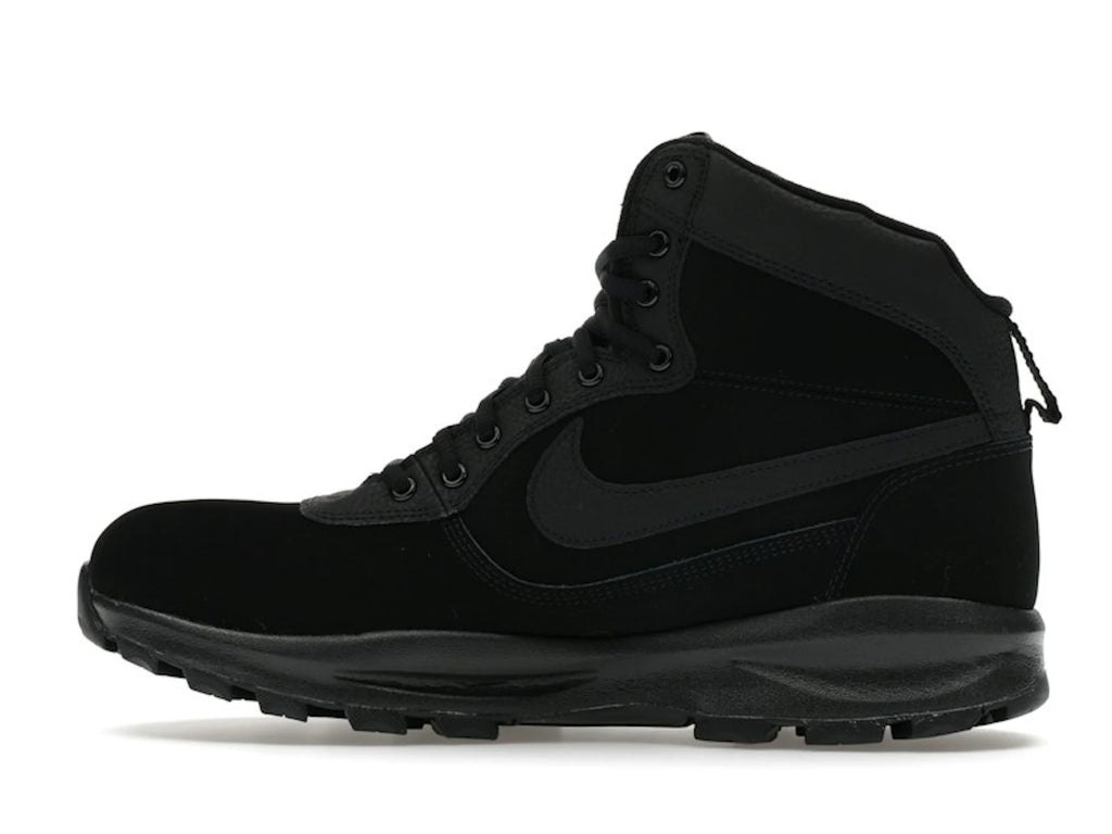 Nike Manoadome Triple Black - alternate angle 1