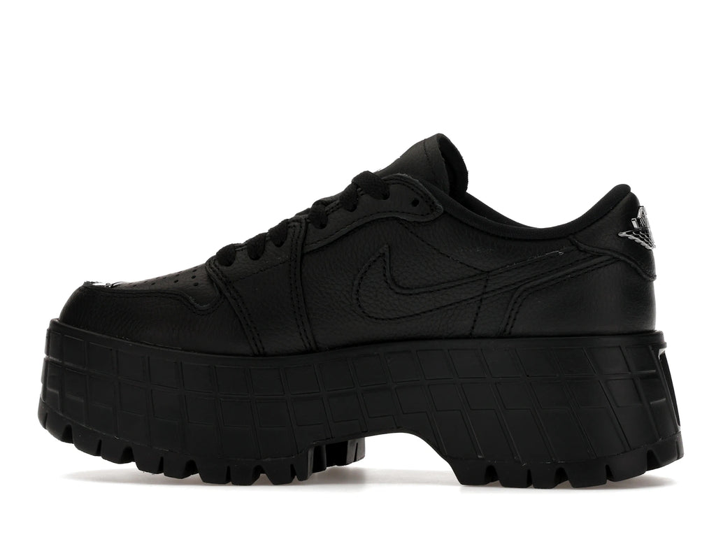 Jordan 1 Low Brooklyn Black - alternate angle 1