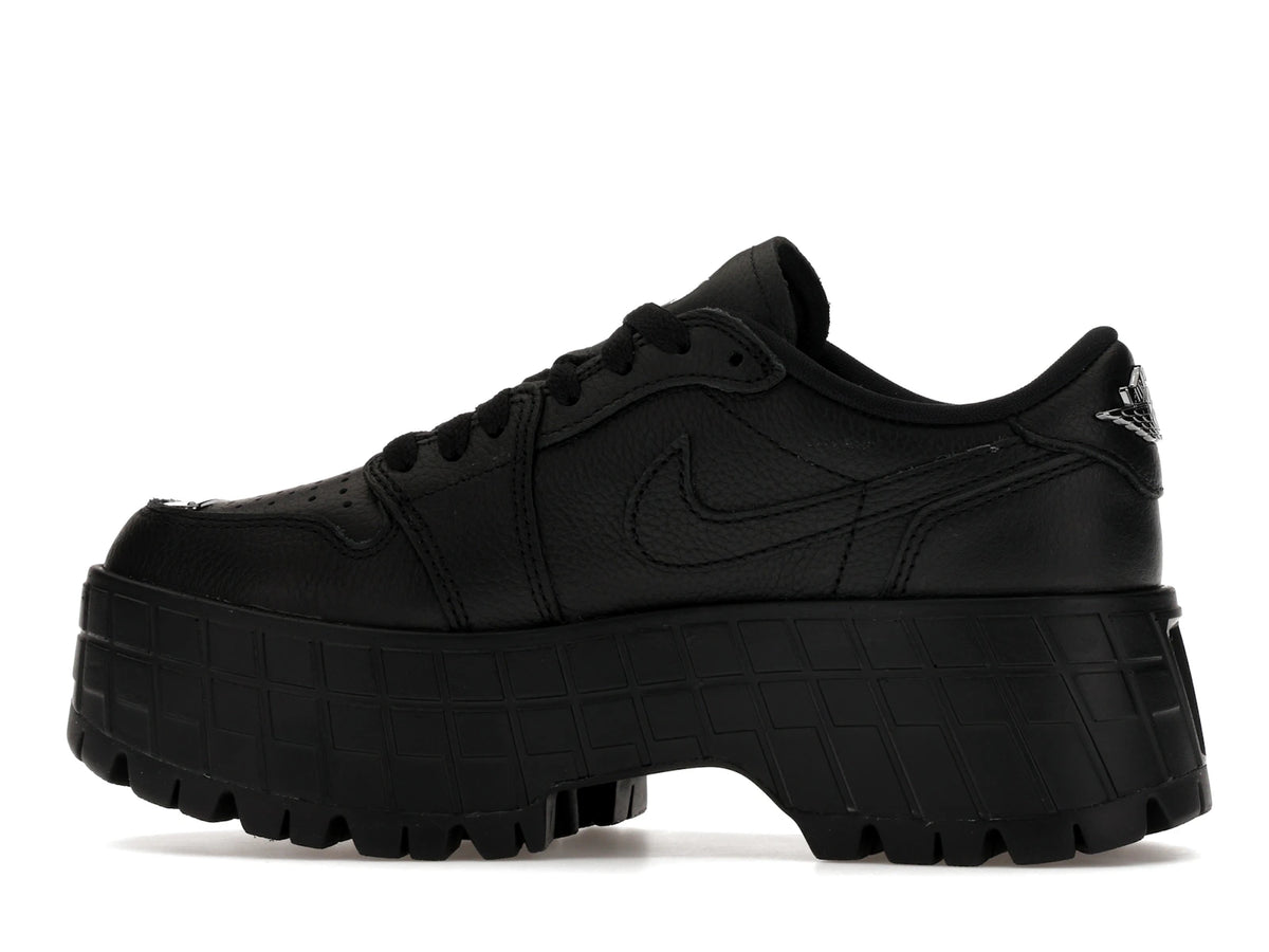 Jordan 1 Low Brooklyn Black - alternate angle 1
