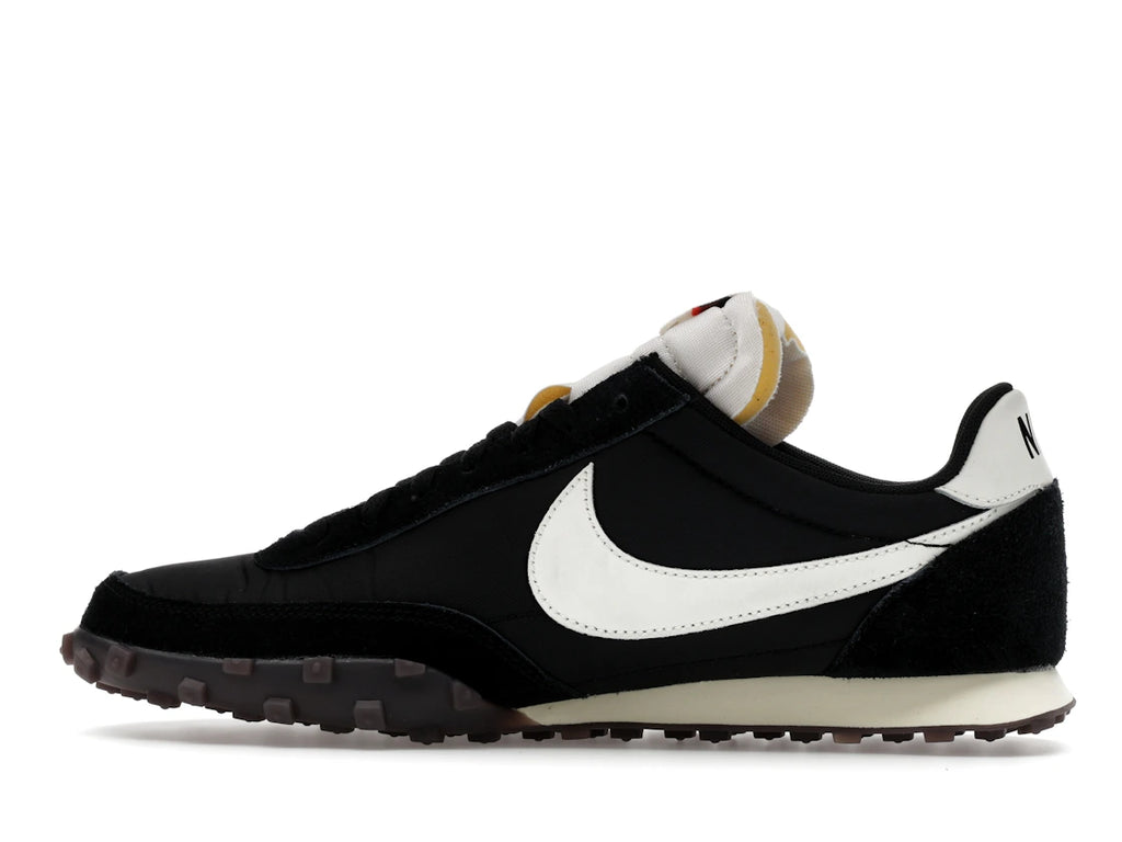 Nike Waffle Racer Chewing-gum au lait de coco noir