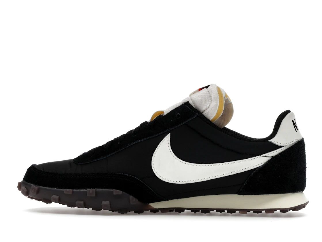 Nike Waffle Racer Chewing-gum au lait de coco noir