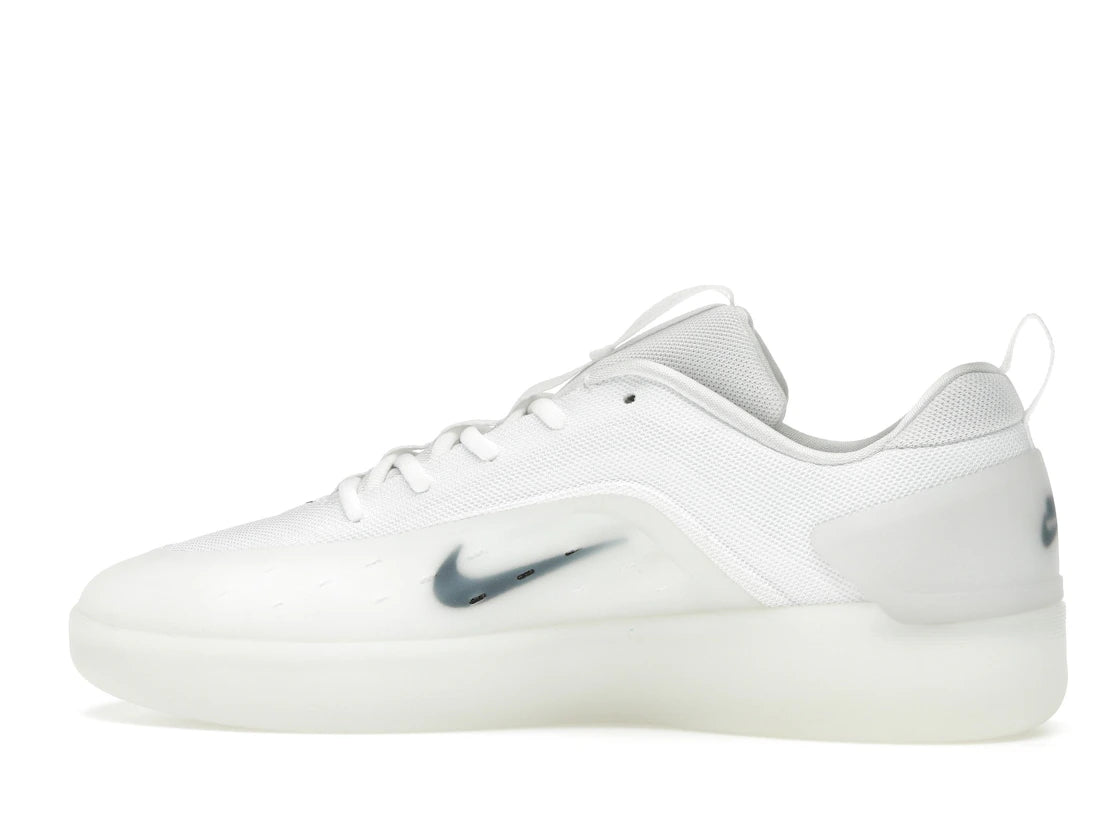 Nike SB Zoom Nyjah 4 Blanc Noir