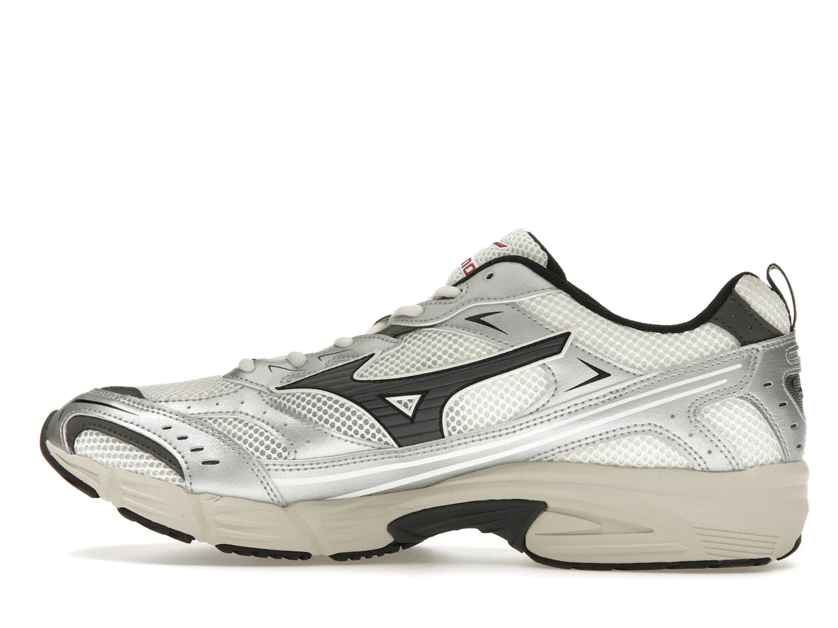Mizuno MXR OG Snow White Magnet Silver - alternate angle 1