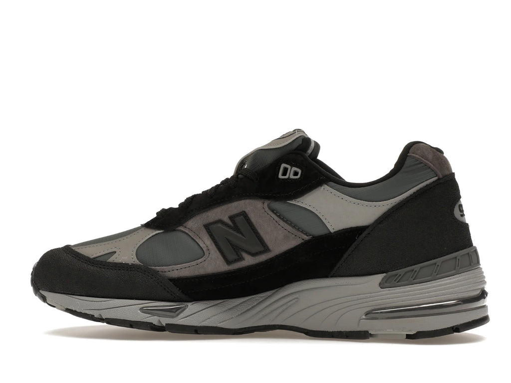 New Balance 991v1 MiUK Urban Winter Pack Black - alternate angle 1