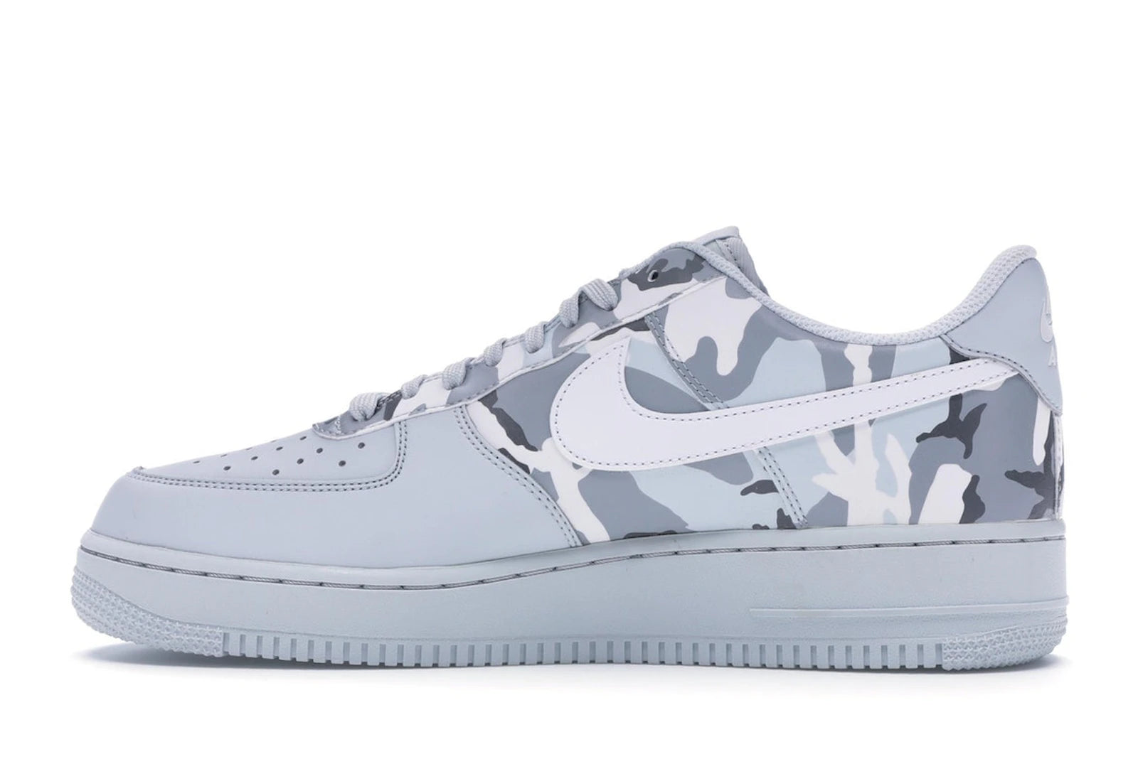 Nike Air Force 1 Low Winter Camo - alternate angle 1