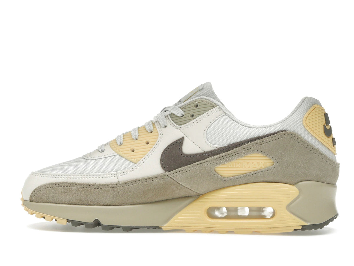 Nike Air Max 90 Chamois - alternate angle 1