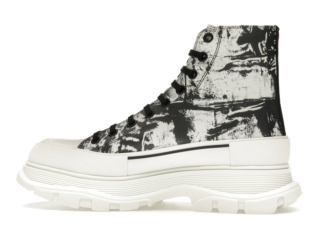 Alexander Mcqueen Graffiti Tread Slick Boot White Black - alternate angle 1
