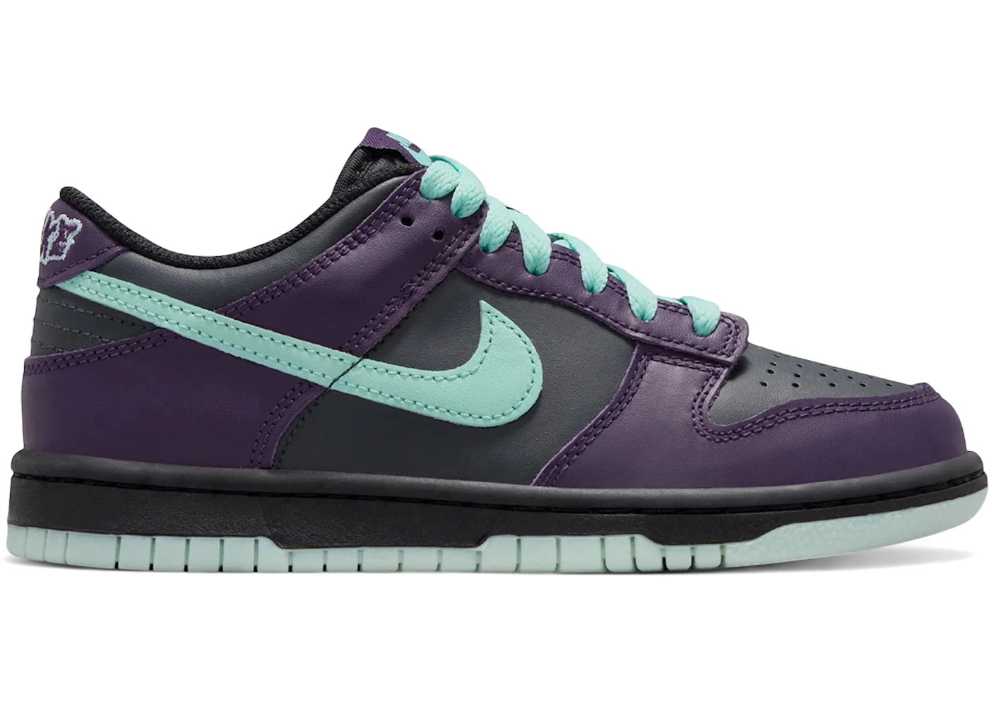 Nike Dunk Low Wizard